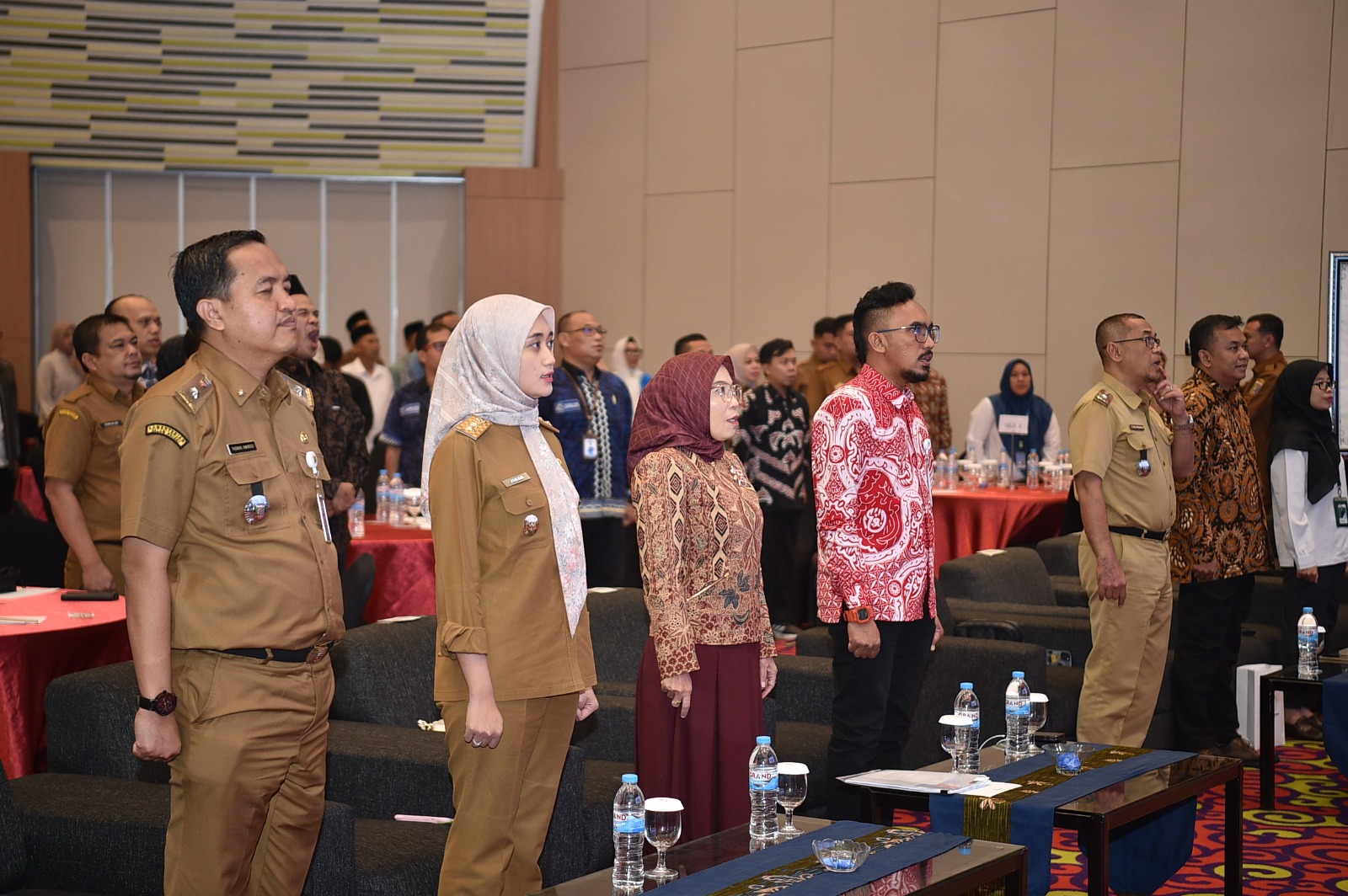 kemendikdasmen-dorong-partisipasi-semesta-penuhi-ketersediaan-guru-yang-kompeten-dan-sejahtera